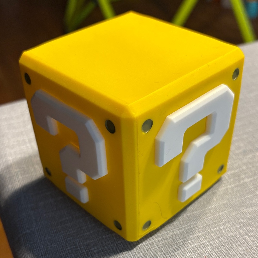 Pottery Barn Teen Yellow Question Mark Block Decor